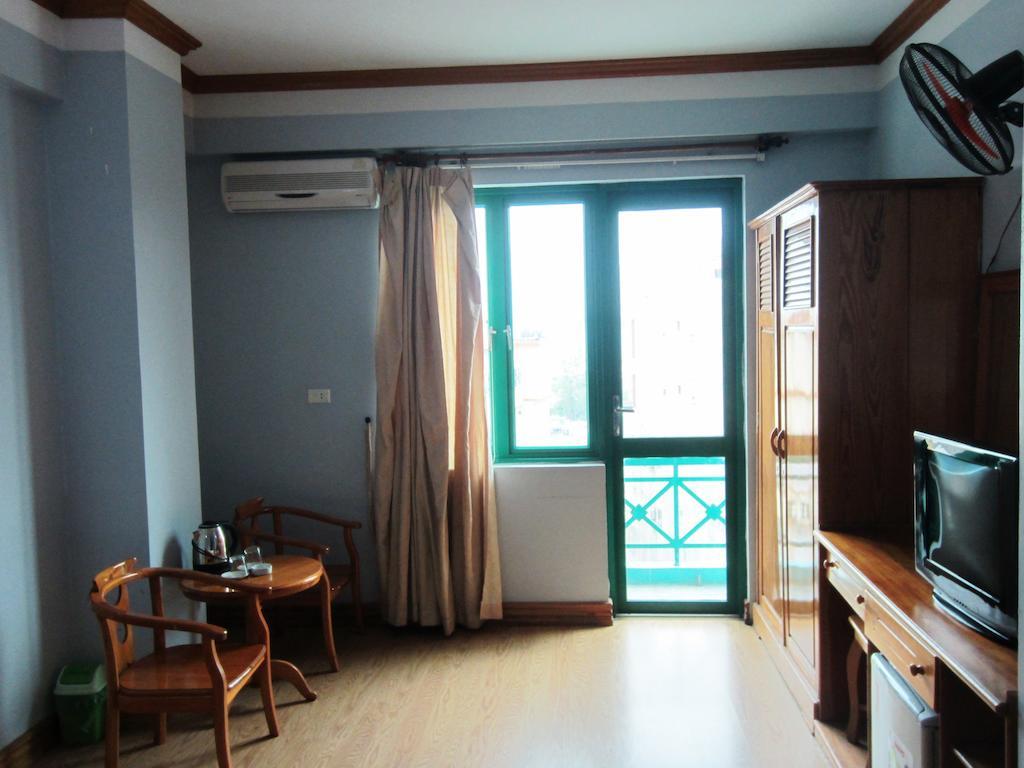Green Bay Hotel Ha Long Exterior photo