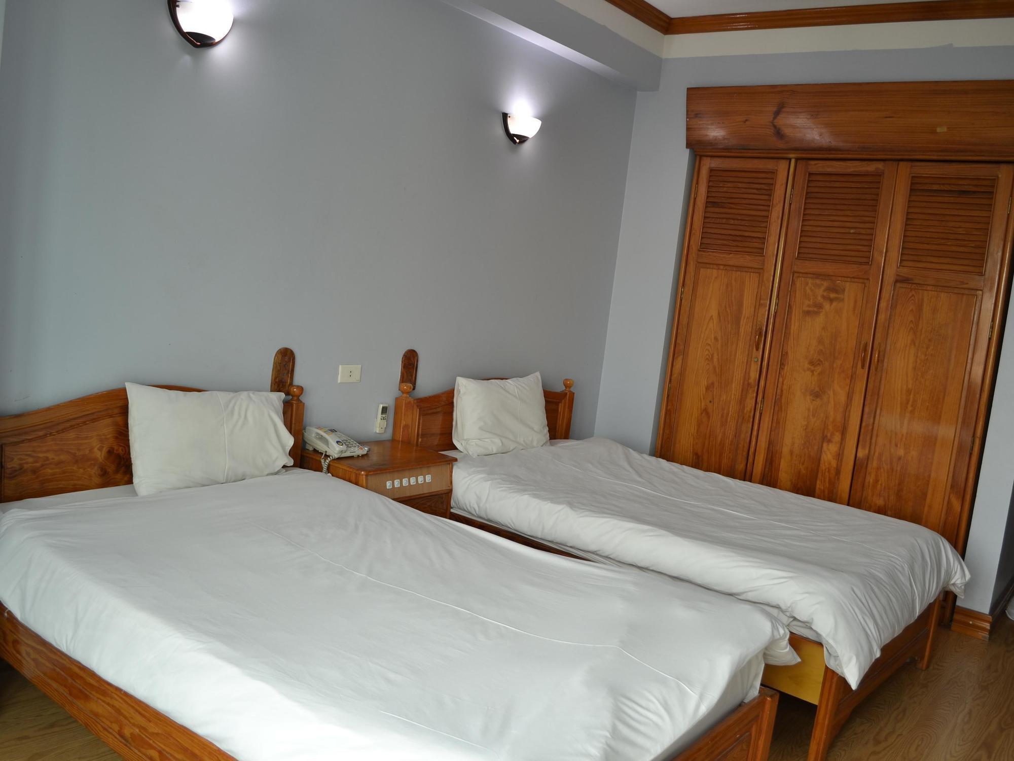Green Bay Hotel Ha Long Exterior photo
